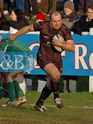 Tim Tunnicliff playing for Esher Rugby Club